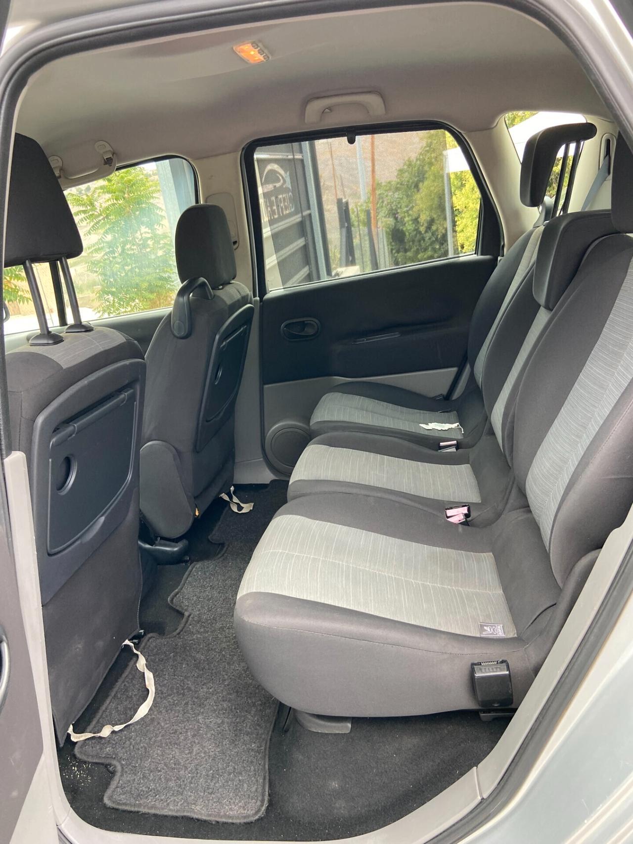 Renault Scenic 1.9 dCi 130CV Dynamique