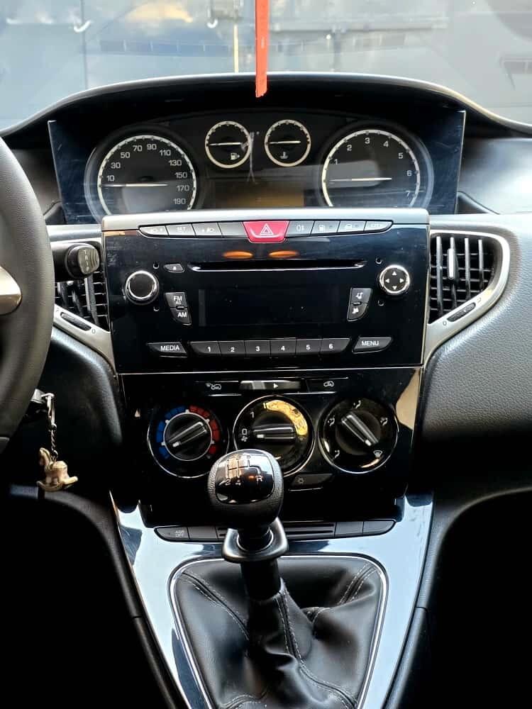 Lancia Ypsilon 1.2 69 CV 5 porte GPL Ecochic Elefantino