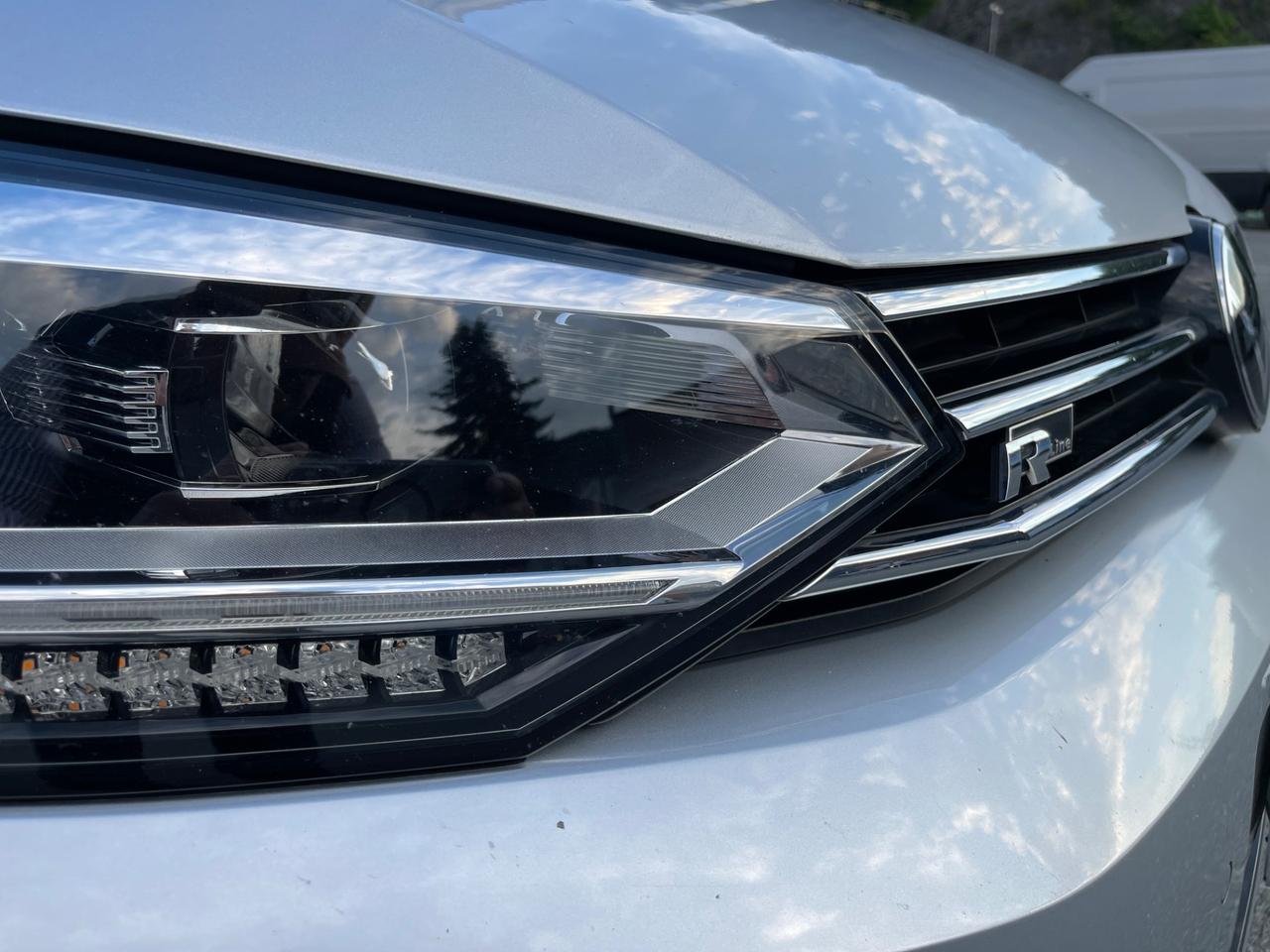Volkswagen Touran 2.0 TDI R-line 150 CV SCR DSG 7 POSTI