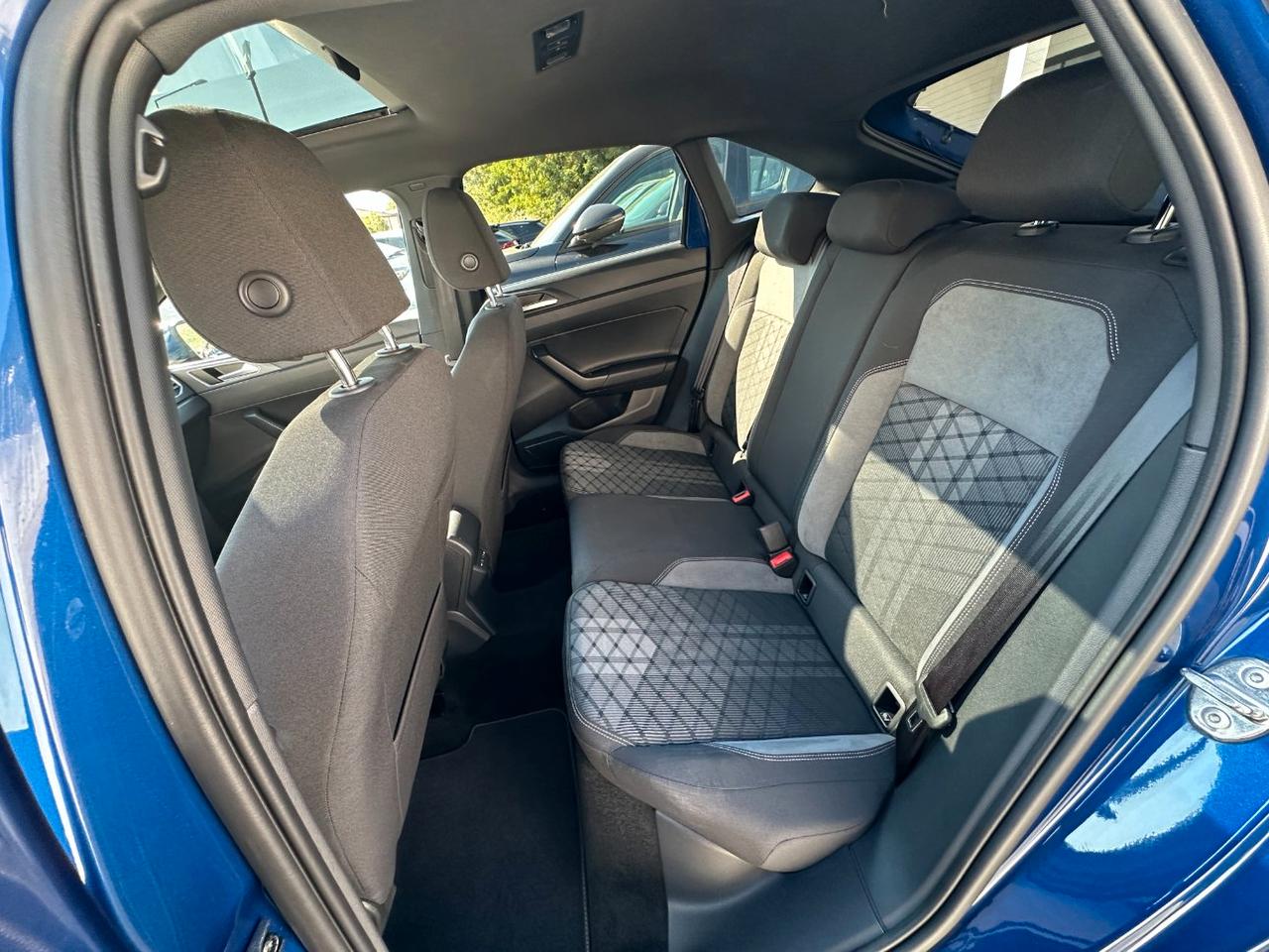 Volkswagen Taigo 1.0 tsi R-Line 115cv