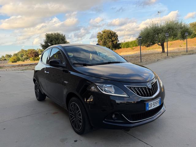 LANCIA Ypsilon GOLD+RETROCAMERA+NAVI CARPLAY+LED