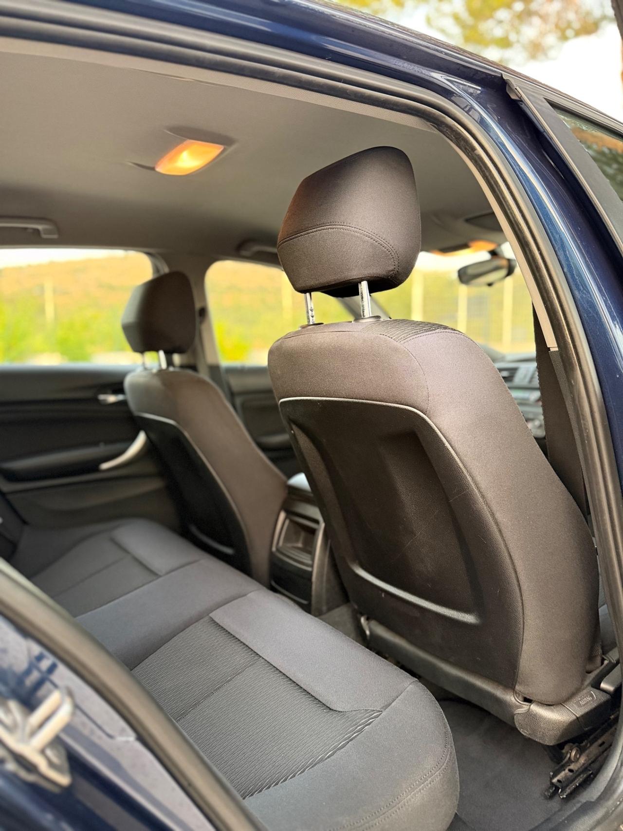 Bmw 118 118d 5p. Urban