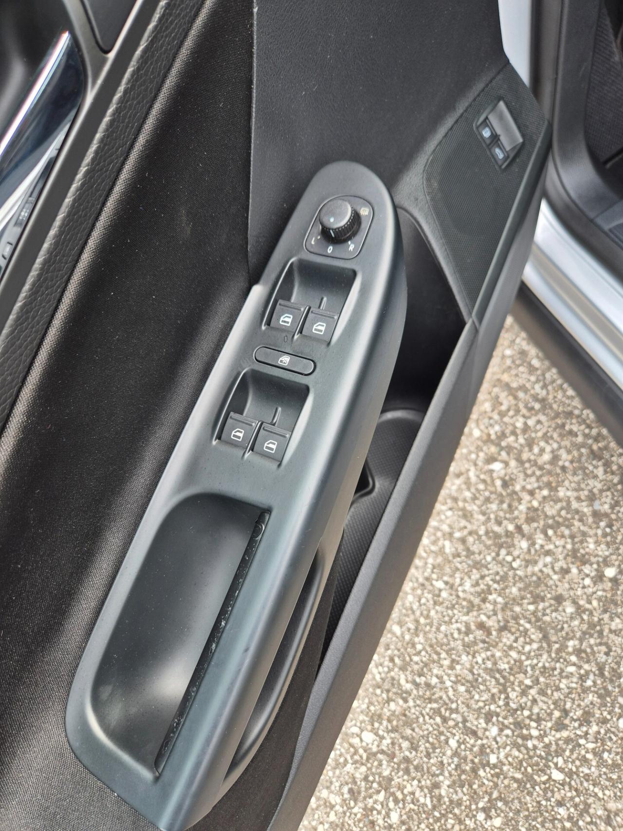 Volkswagen Passat 2.0 TDI DPF Var. Comfortline