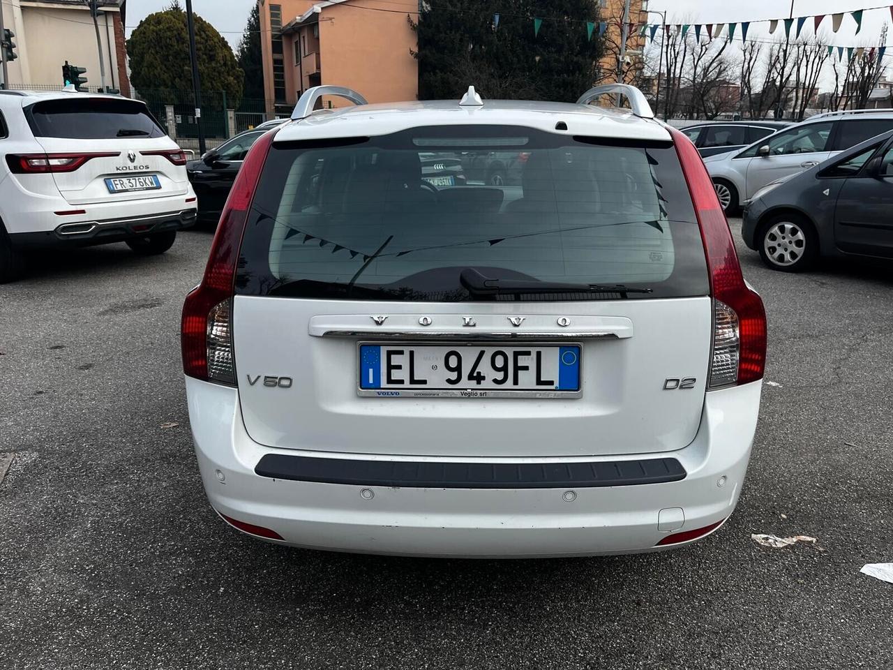 Volvo V60 D2 1.6 R-design - 2012