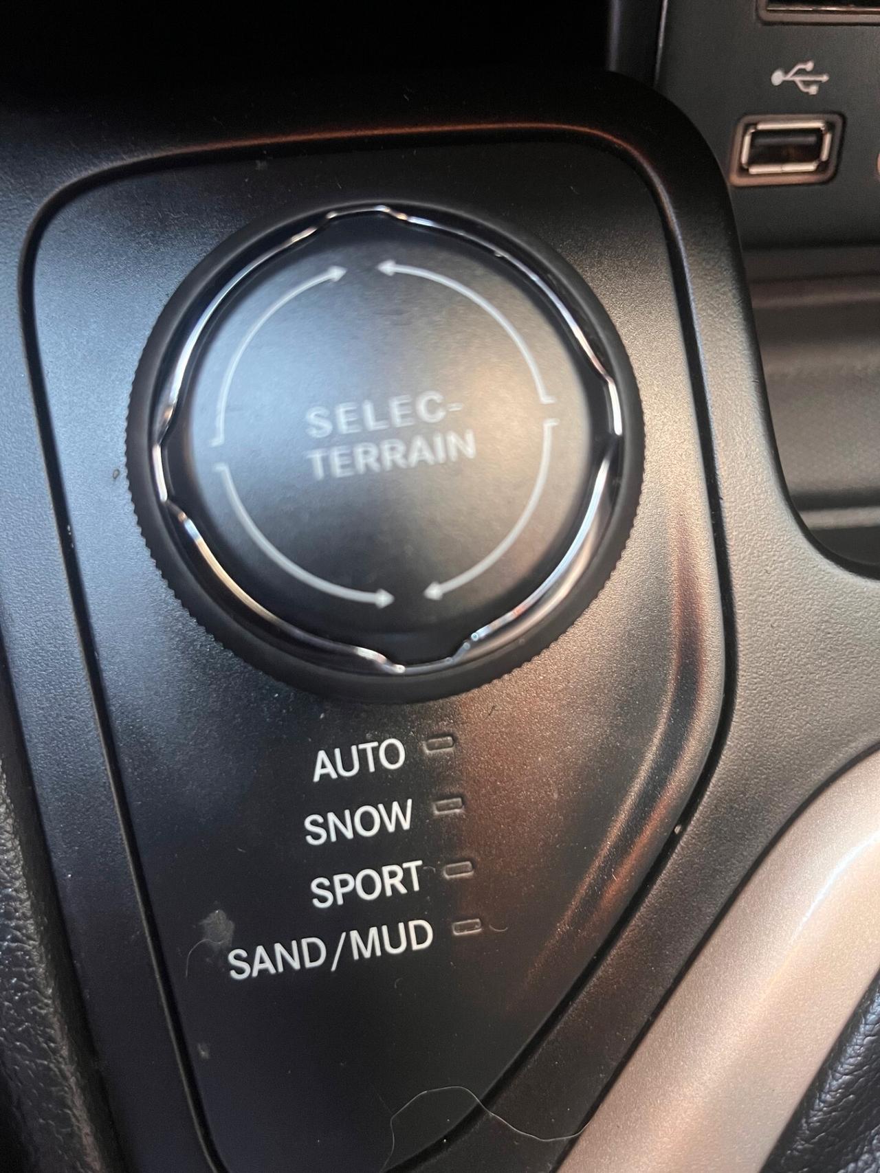 JEEP COMPASS LONGITUDE 4WD 170CV TDI CAMBIO AUTOMATICO NAVI