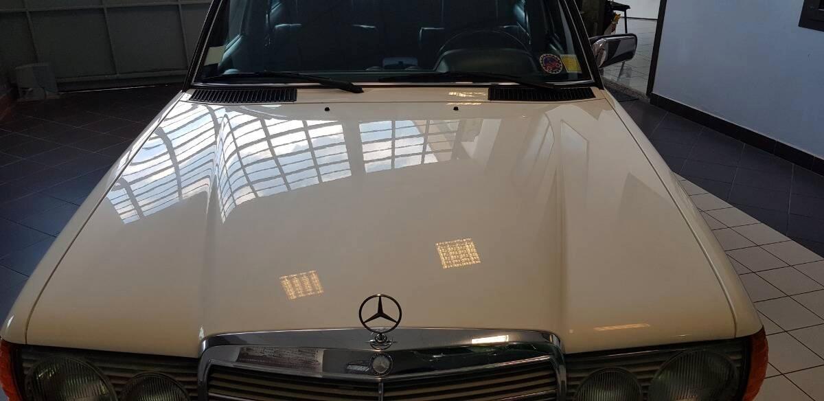 Mercedes Classe E 250 BZ 6L 140CV **ASI CONSERVATA E ORIGINALE**