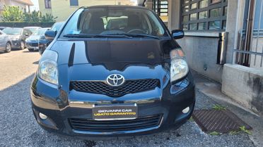 Toyota Yaris 1.4 D-4D DPF 3 porte Sol