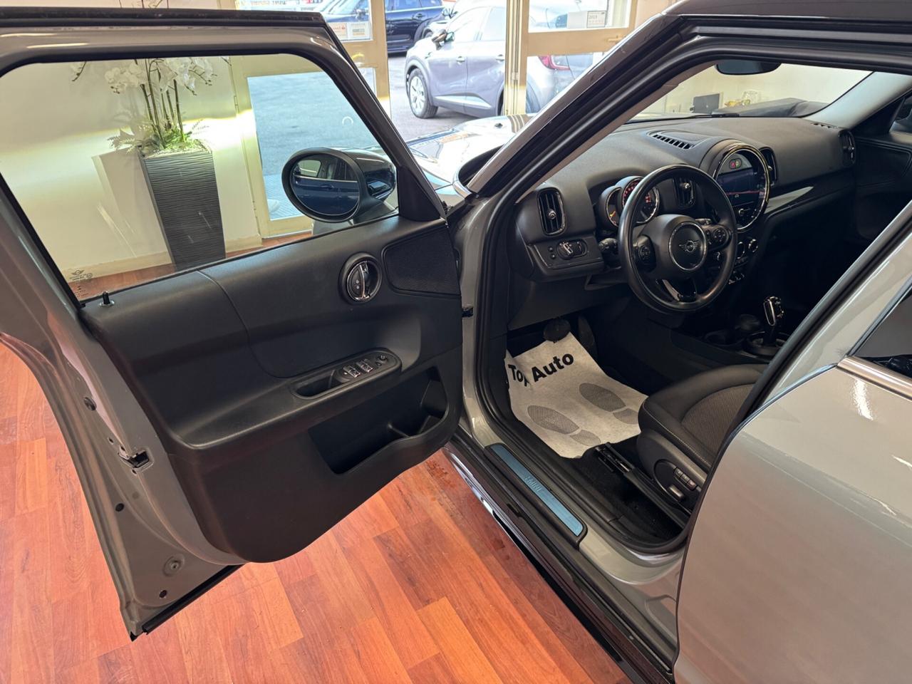 MINI COOPER D COUNTRYMAN AUTOMATIC. - MY21
