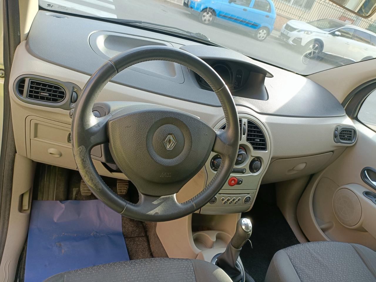 Renault Modus 1.5 dCi 82CV Confort Dynamique