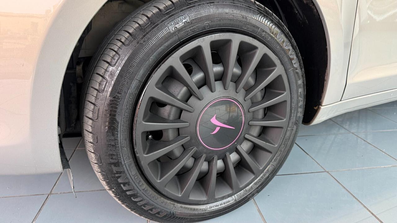 Lancia Ypsilon 1.3 MJT 16V 95 CV 5 porte S&S Gold