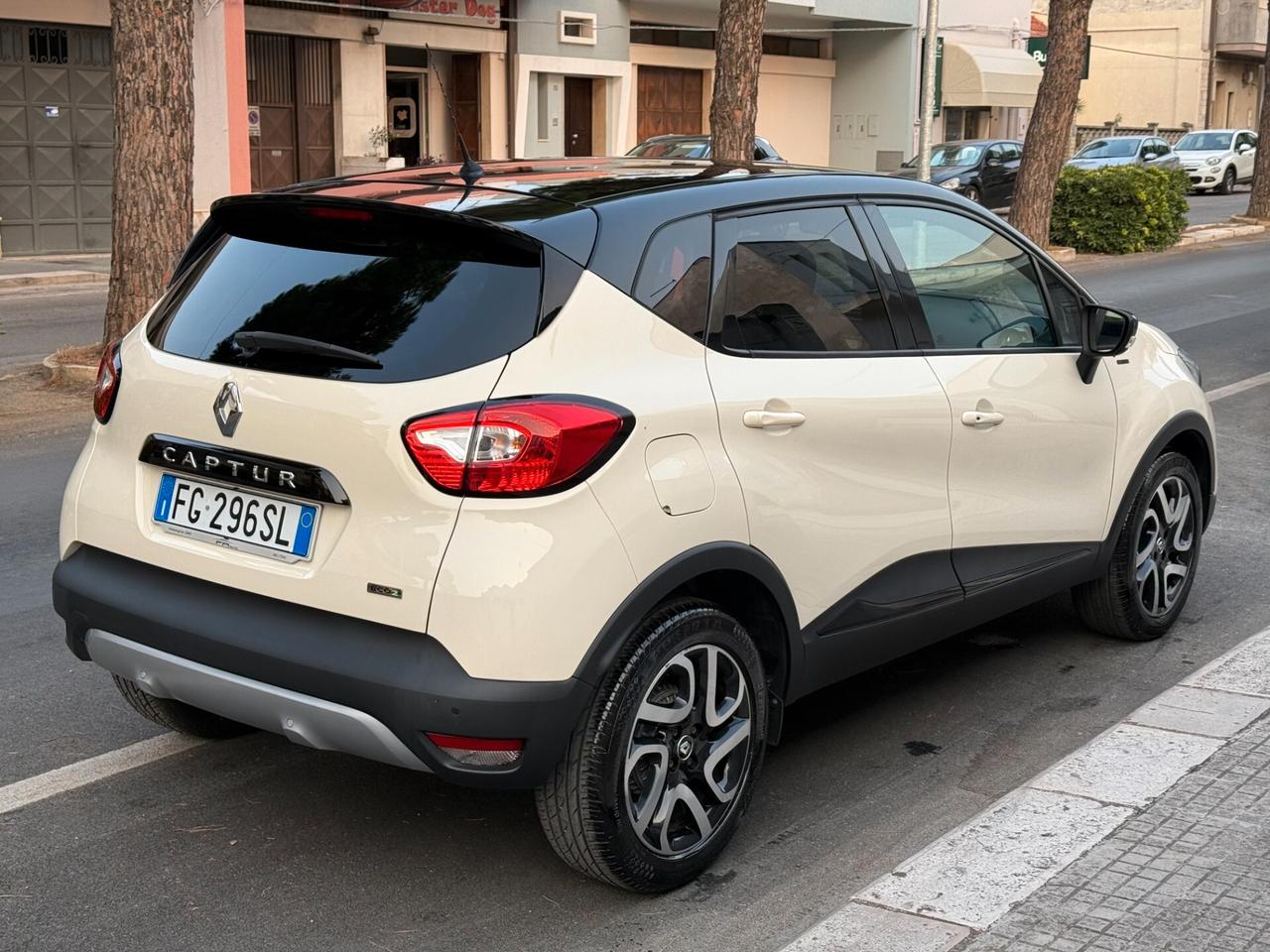 Renault Captur 1.5 dCi Hypnotic *KM 79.000 - 2017