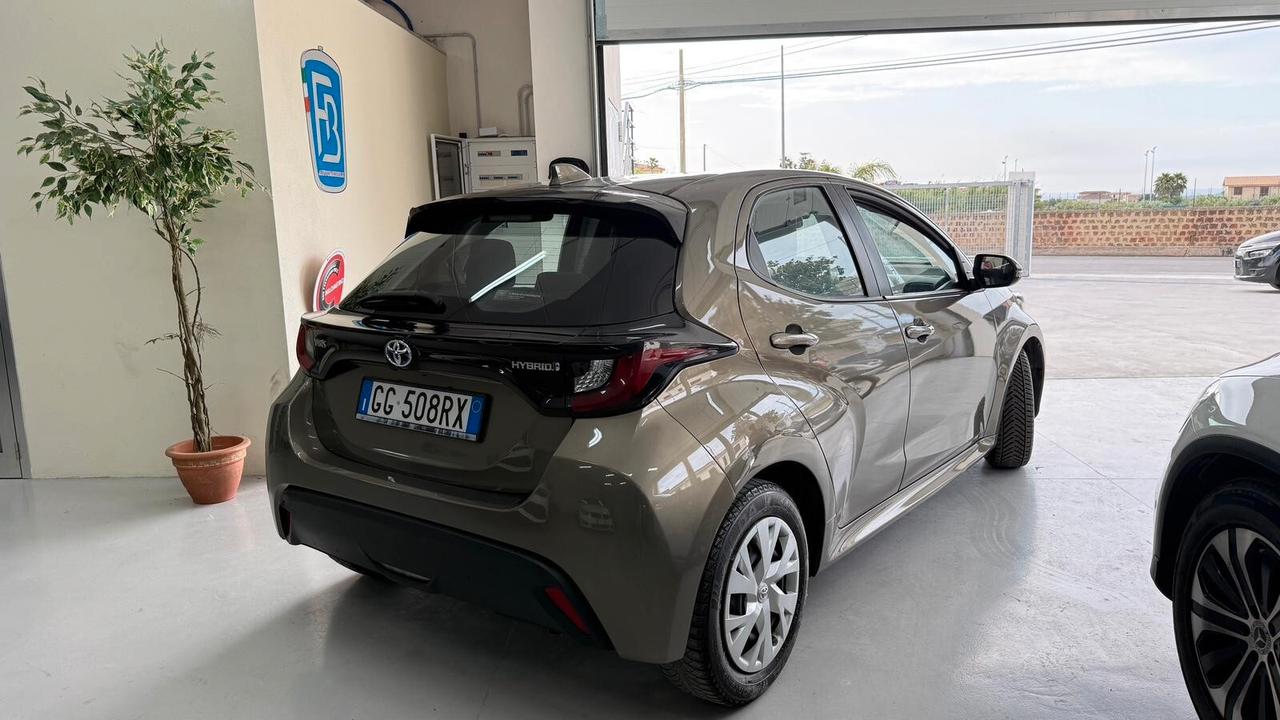 Toyota Yaris 1.5 Hybrid 5 porte Business