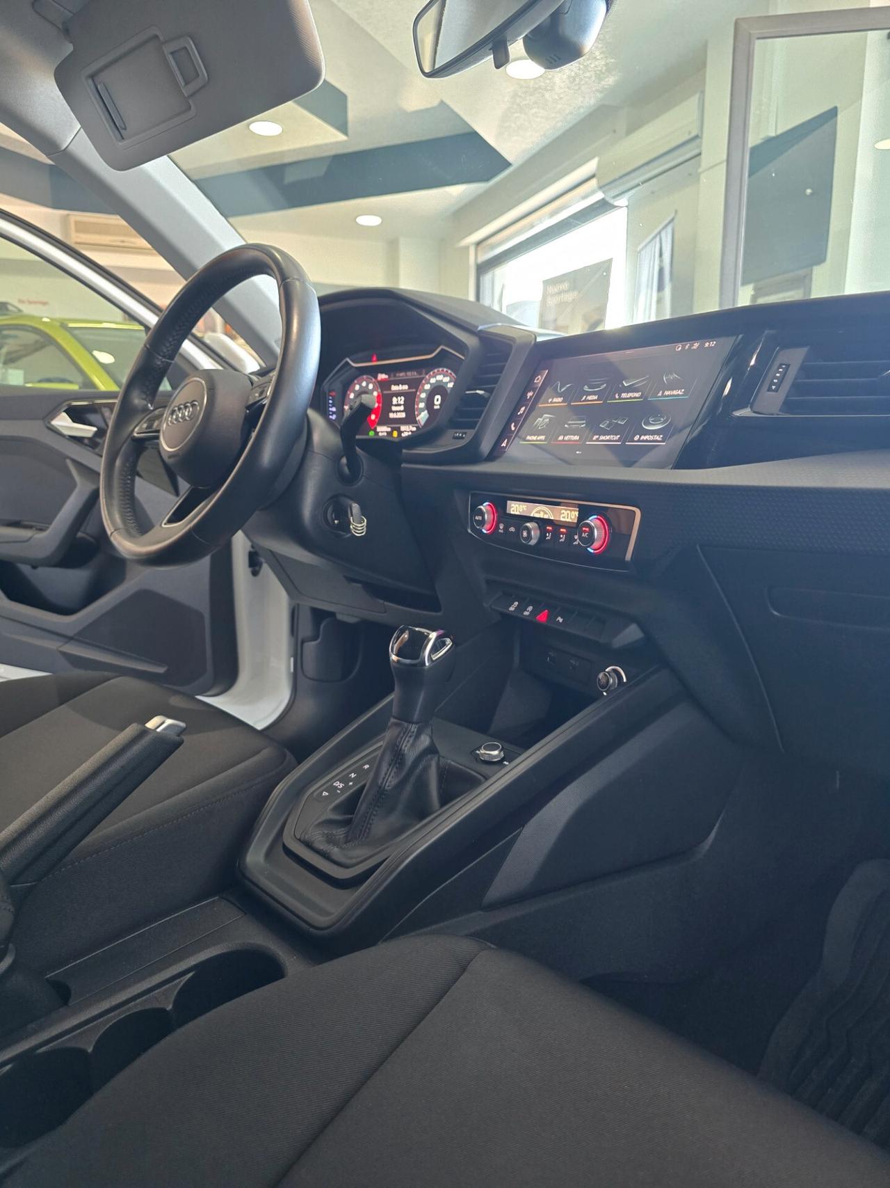 Audi A1 SPB 30 TFSI S tronic line edition