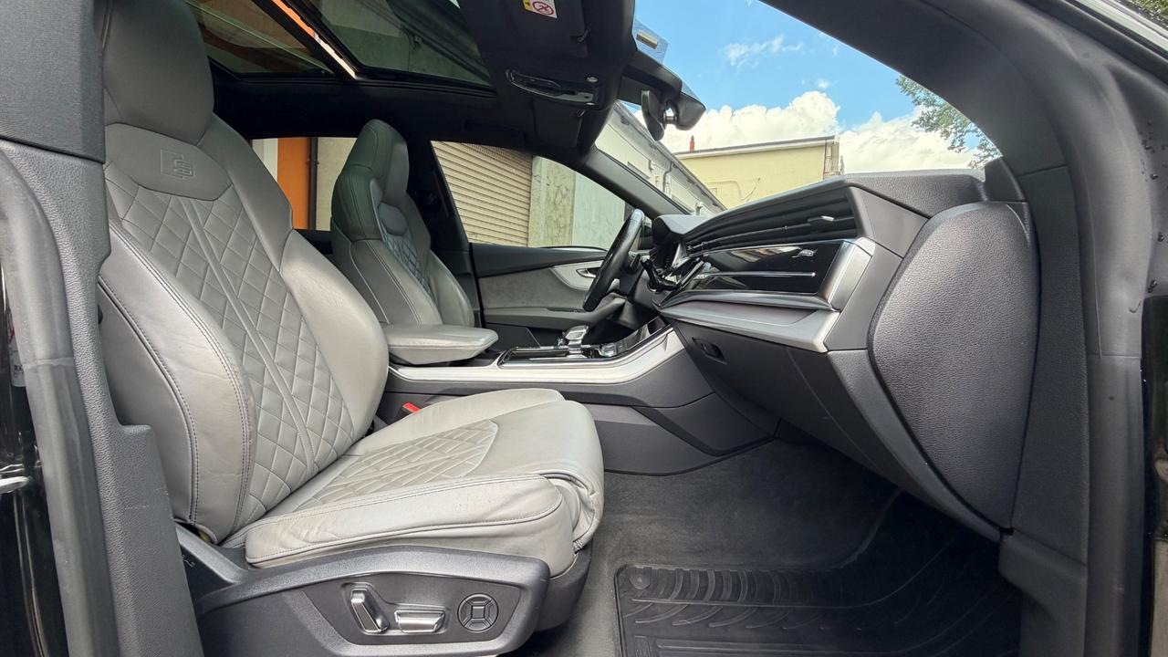 Audi Q8 50 TDI 286 CV quattro tiptronic Sport