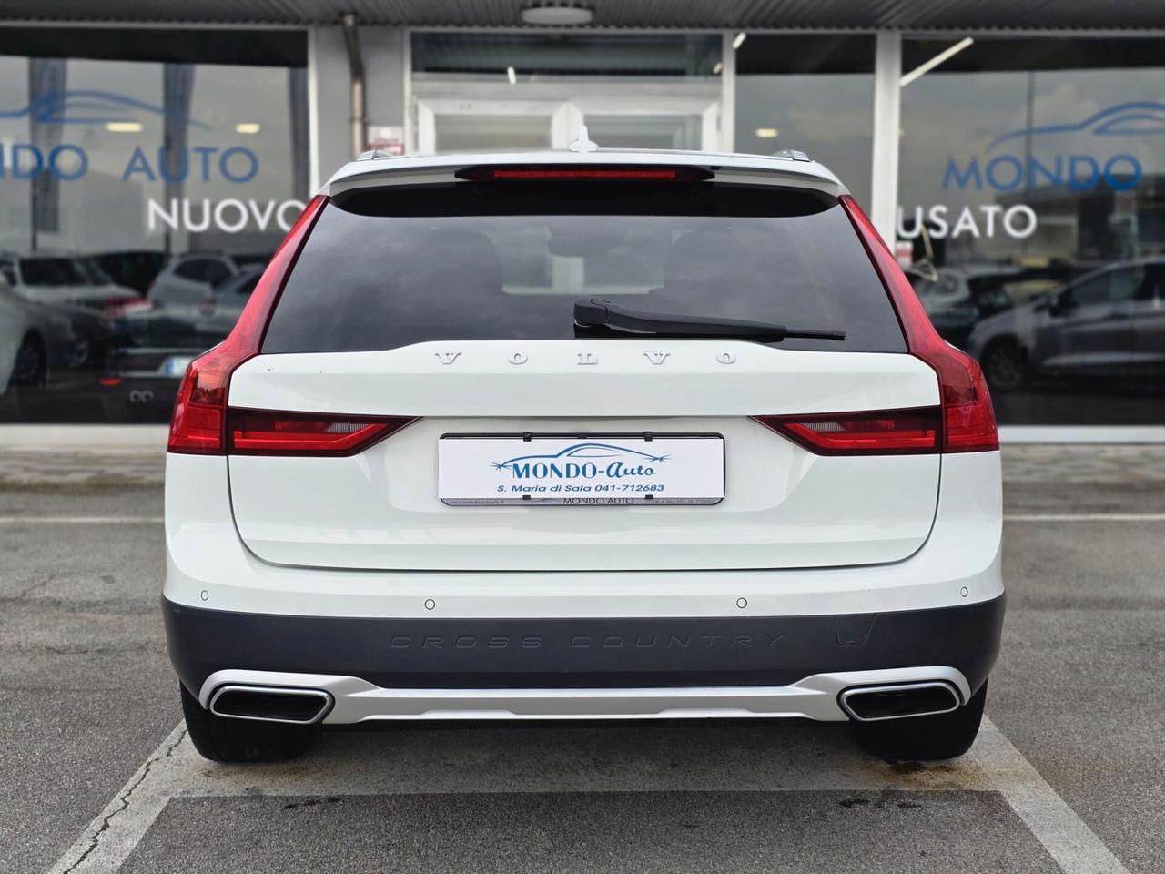 Volvo V90 CC D4 AWD 190cv Geartronic Pro Ocean Race