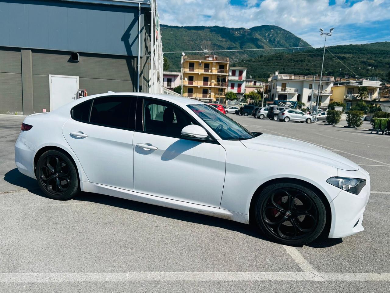 Alfa Romeo Giulia 2.2 Turbodiesel 150 CV AT8 Business