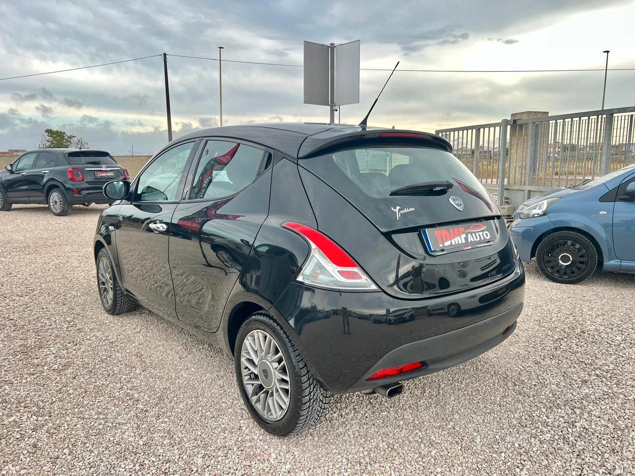Lancia Ypsilon 1.2 5 porte
