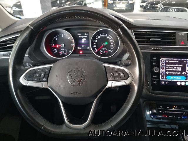 VOLKSWAGEN Tiguan NEW 2.0 TDI 150CV SCR DSG Life - Fari a Led