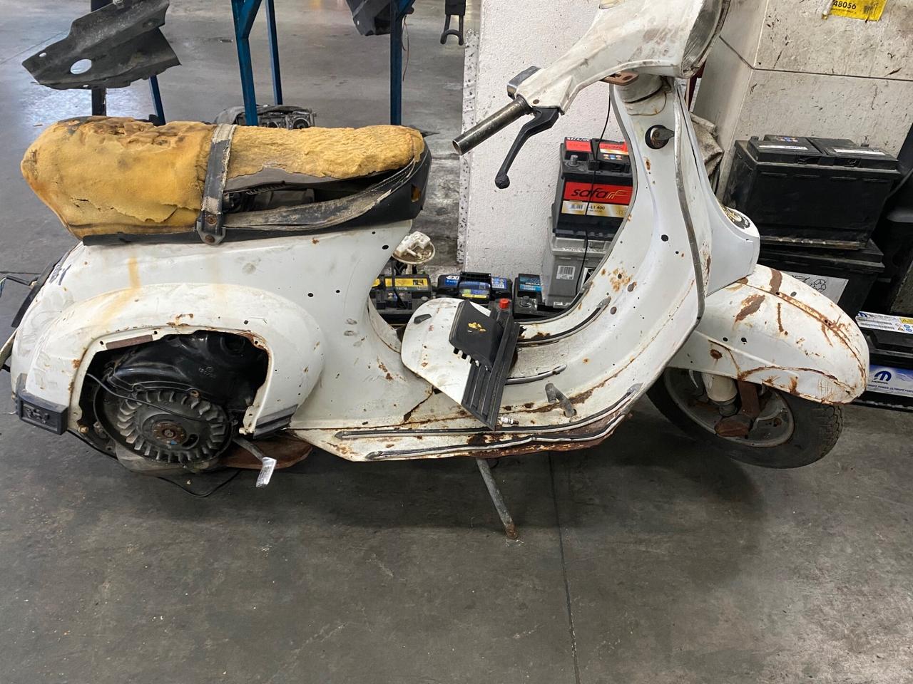 Piaggio Vespa 125 Primavera