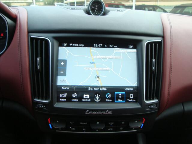 Maserati Levante V6 Diesel 275 CV AWD Granlusso Q4