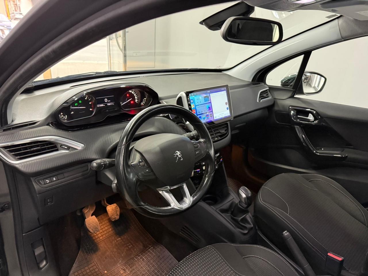 Peugeot 208 75 5 porte Allure tetto pano-2017