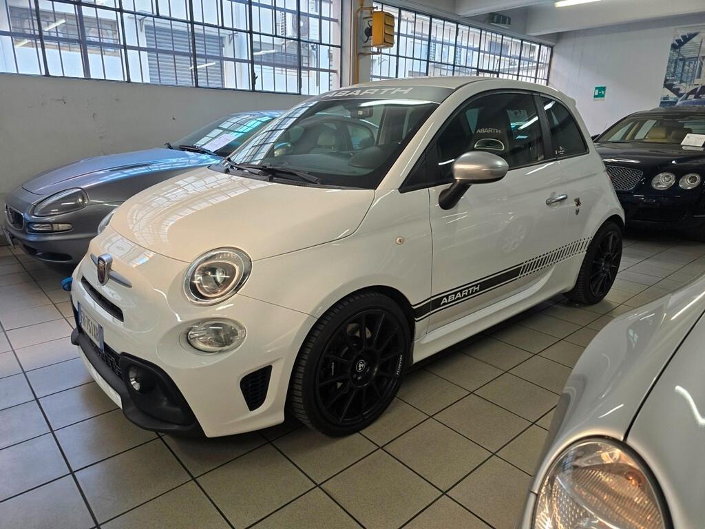 Abarth 595 1.4 Turbo T-Jet 165 CV Turismo