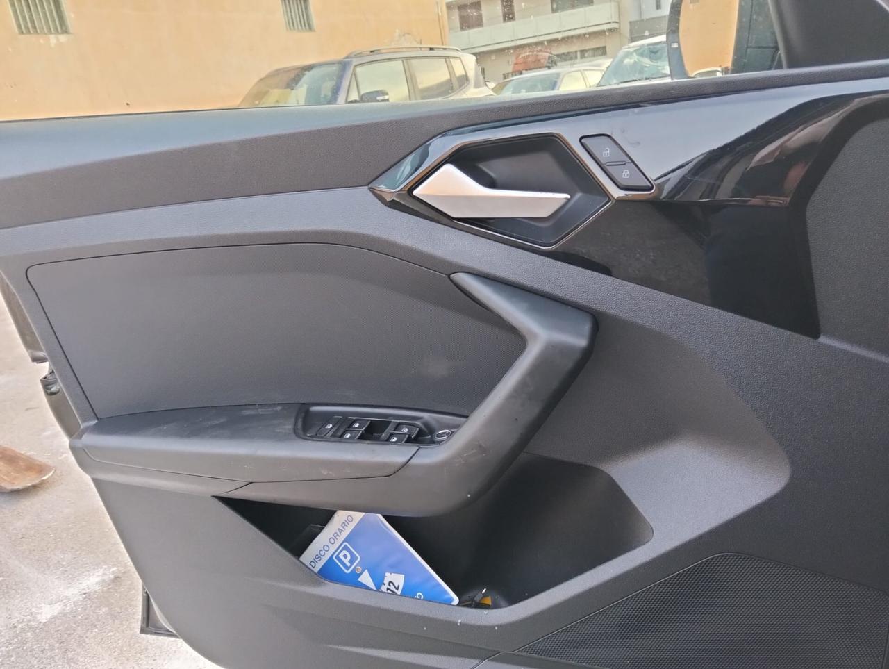 Audi A1 SPB 25 TFSI Identity Black 2019 SINISTRATA