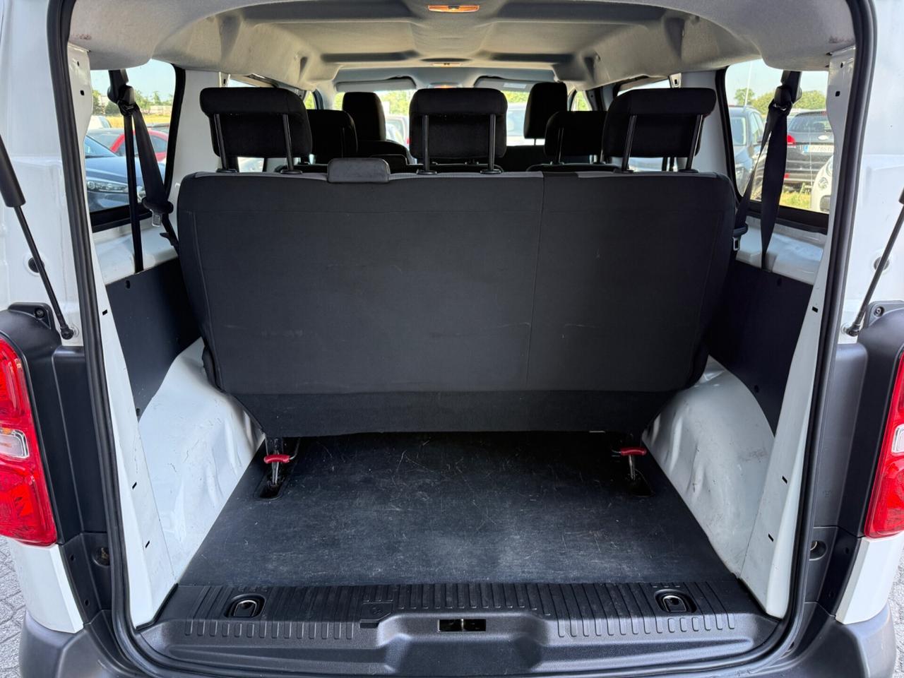 Peugeot Traveller BlueHDi 120 S&S Long|9 POSTI