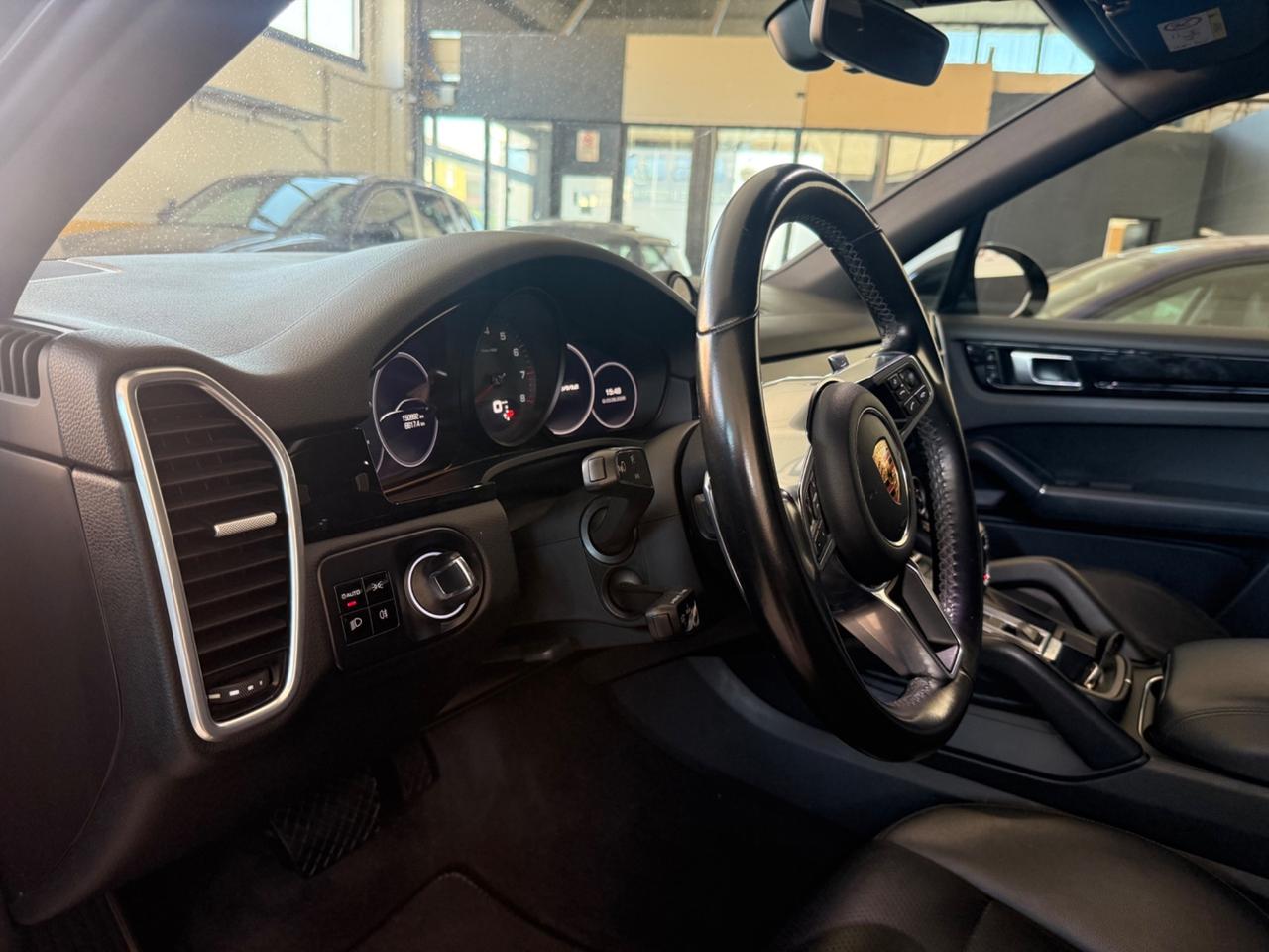 Porsche Cayenne 3.0 V6