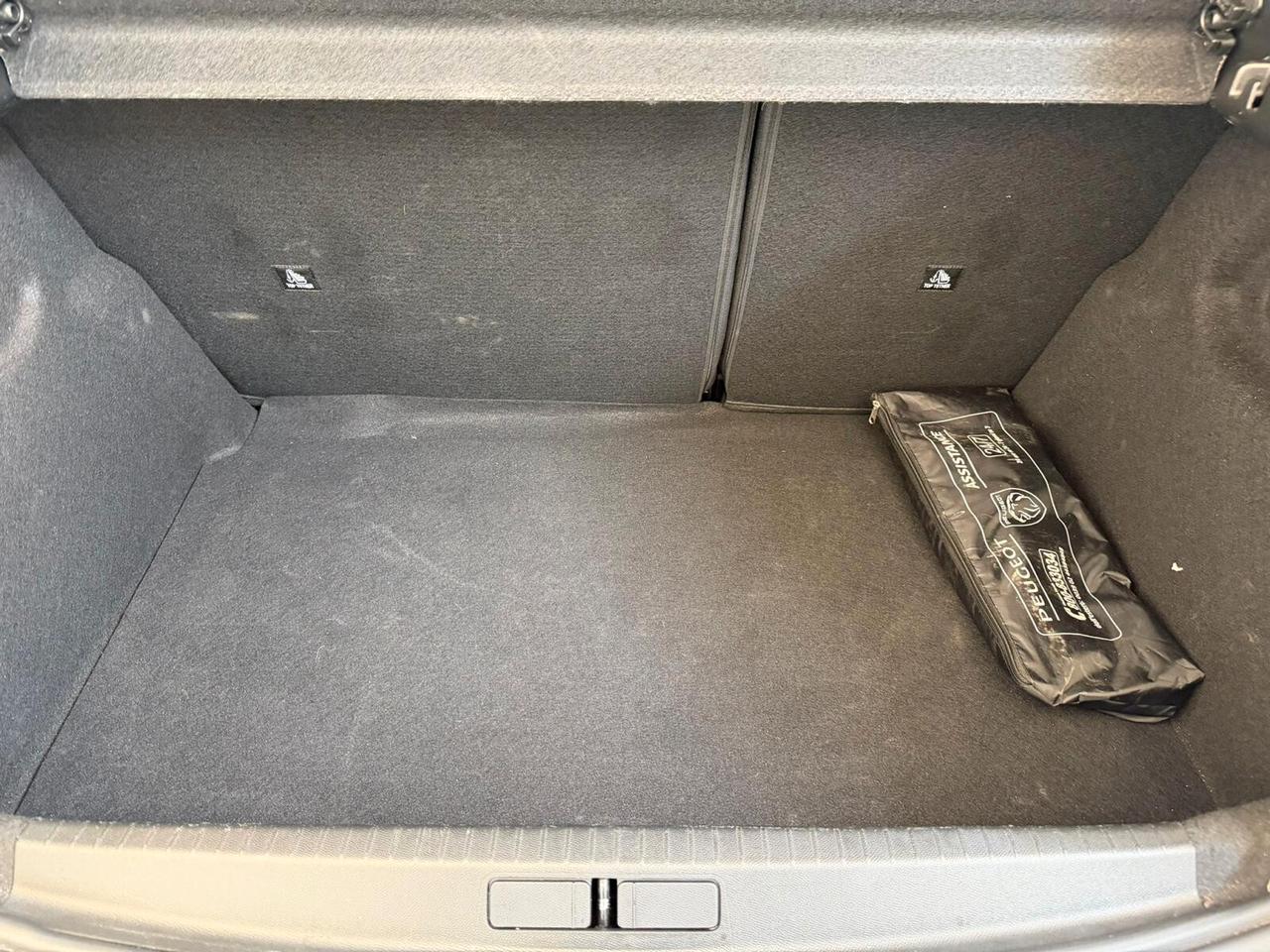 Peugeot 208 PureTech 100 Stop&Start 5 porte GT