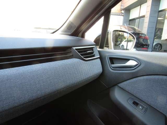 Renault Clio 1.0 ECO-G TECHNO KM 0 NEOPATENTATI,CERCHI 16,LED