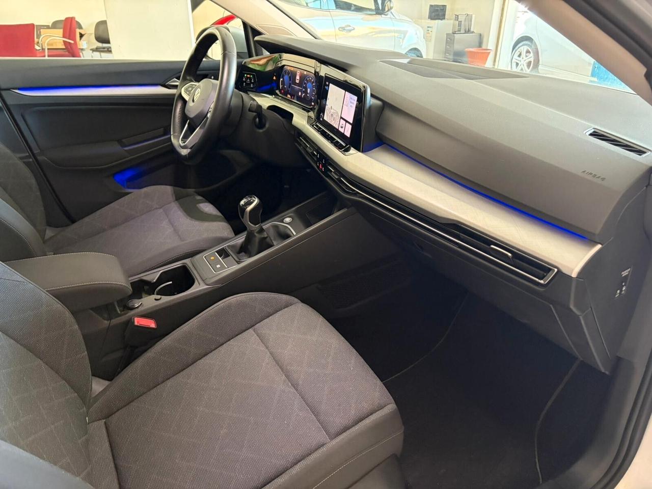 VOLKSWAGEN GOLF 8 2.0 TDI SCR STYLE "UNICA"