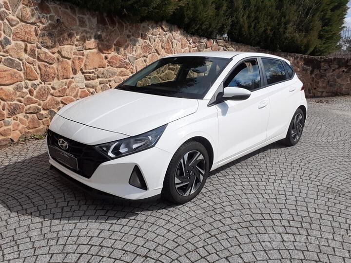 Hyundai i20 1.2 MPI MT GPL Connectline