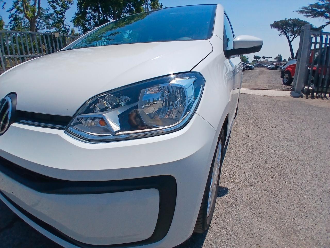 Volkswagen 1.0 5p. EVO beats up! BlueMotion Technology