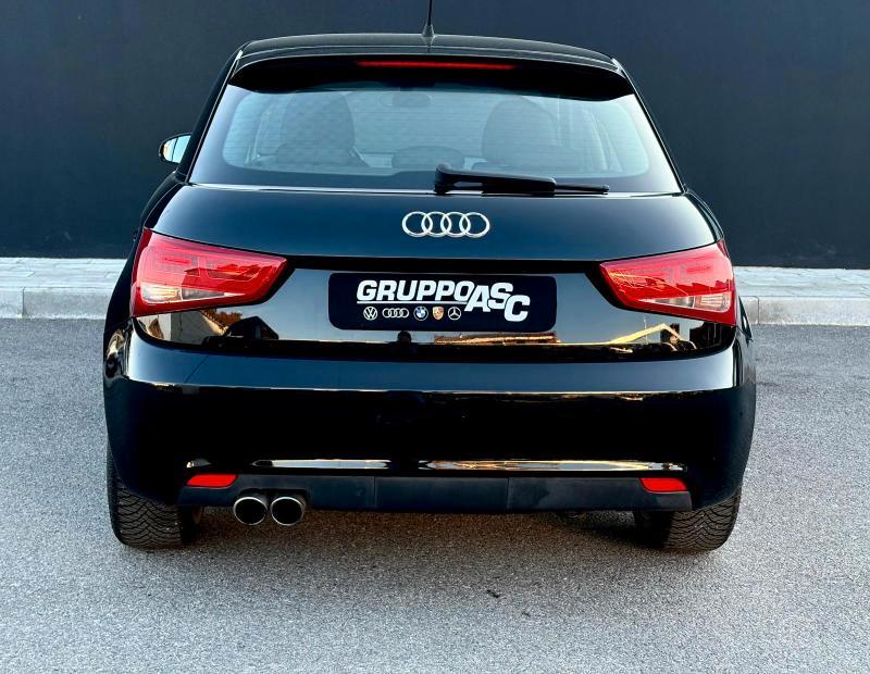 Audi A1 Sportback 1.6 tdi 105 CV Attraction ADATTA NEOPATENTATI