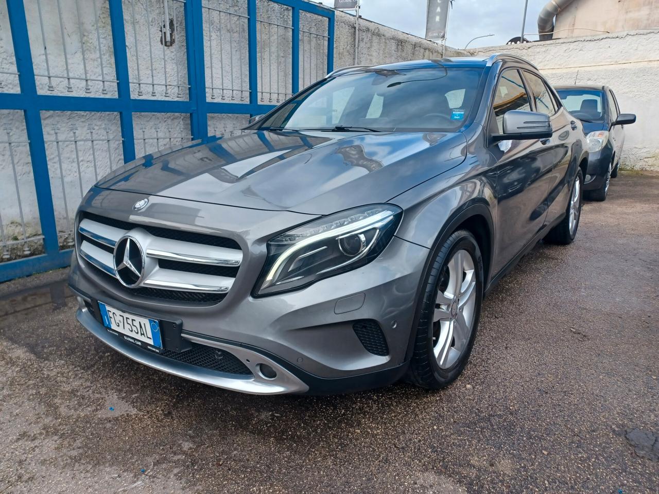 Mercedes-benz GLA 180 d NAVI LED TETTO