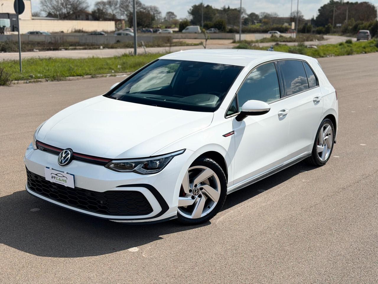 Volkswagen Golf 8 GTI DSG 245cv Led*Carplay*64.000 km