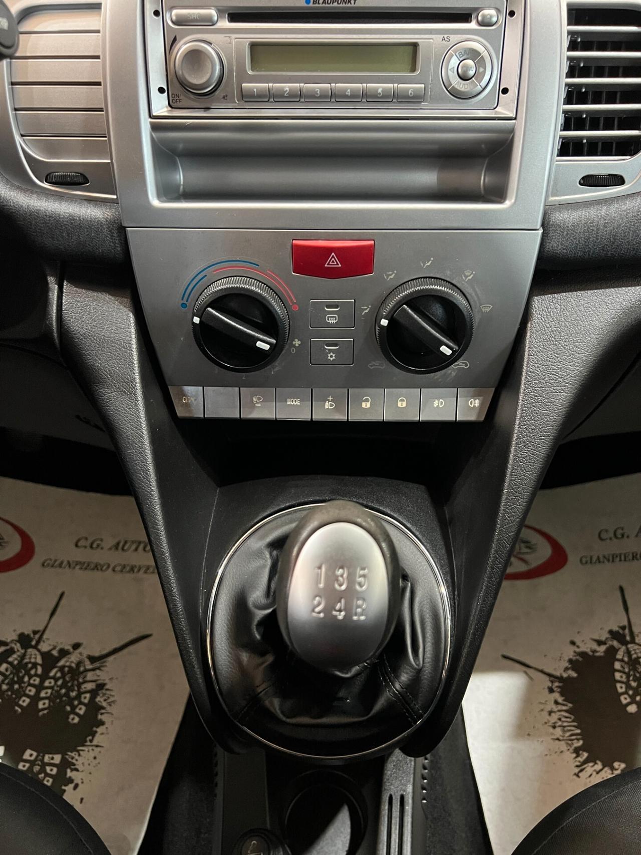 Lancia Ypsilon 1.2 60 CV - ELLE - 2010