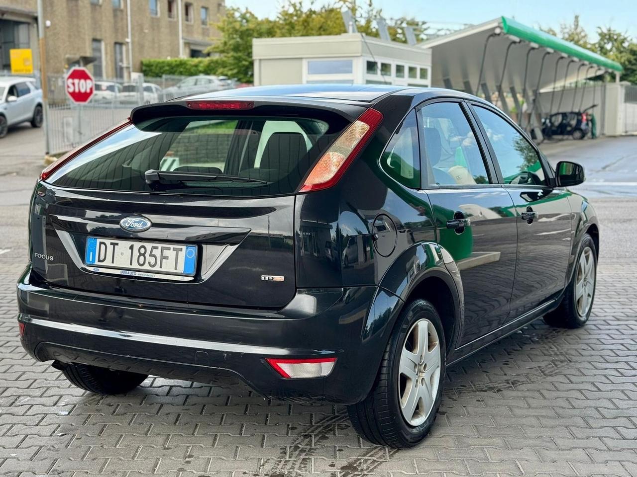 Ford Focus 1.6 TDCi titanium ok neopatentati 5porte Berlina