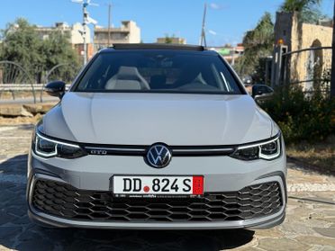 Volkswagen Golf 2.0 TDI DSG GTD Led Tetto Apr. Navy Cam 360* IQ Light
