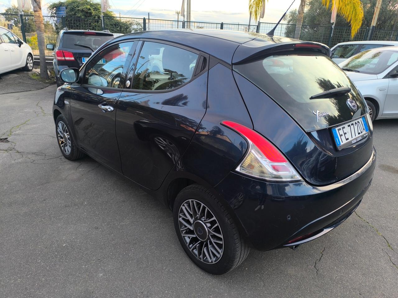Lancia Ypsilon 1.2 69 CV 5 porte GPL Ecochic Gold