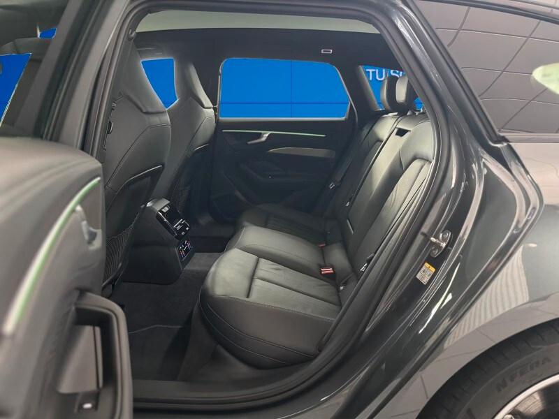 AUDI A6 6ª serie A6 TDI 150 kW S tronic S line...