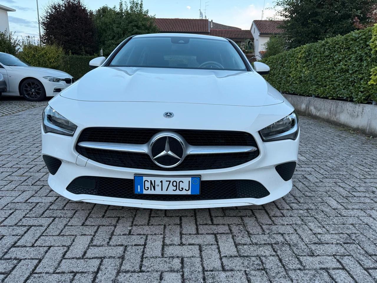 Mercedes-benz CLA 180 d Automatic Executive