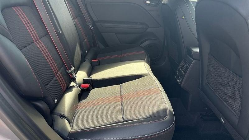 Renault Captur 1.6 E-Tech hybrid RS Line 145cv auto 1.6 E-TECH Hybrid RS Line Auto 145cv
