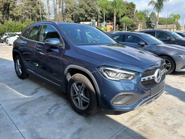 MERCEDES-BENZ GLA 200 d Sport Automatic