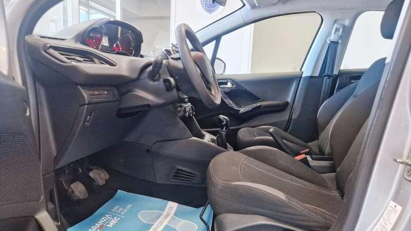 Peugeot 208 1.4 HDi 68 CV Business