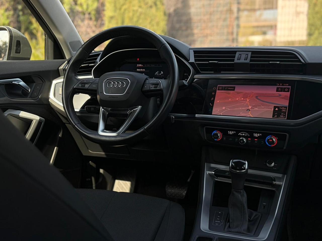 Audi Q3 35 TDI S tronic line edition