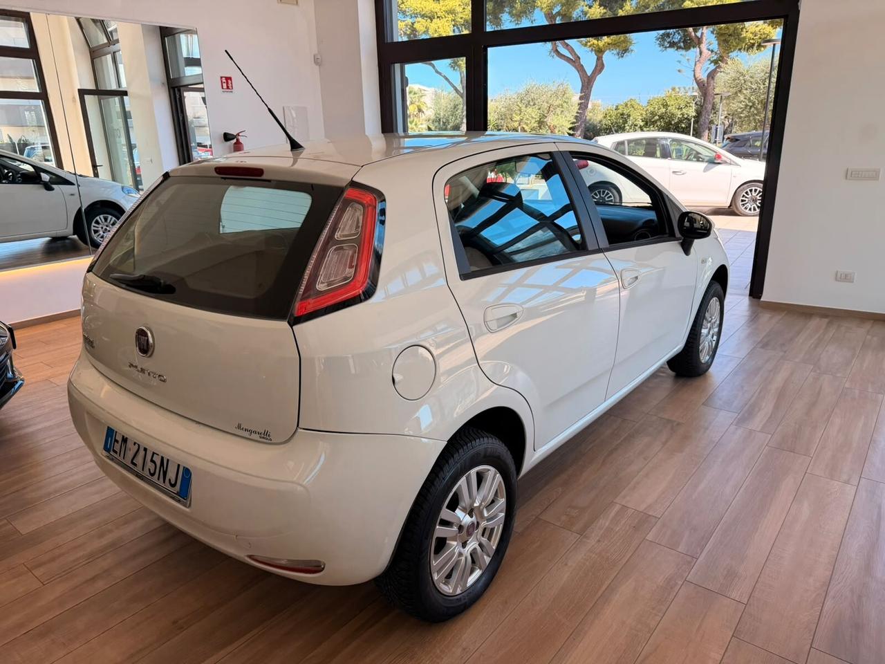 Fiat Punto 1.4 8V 5 porte Natural Power Pop