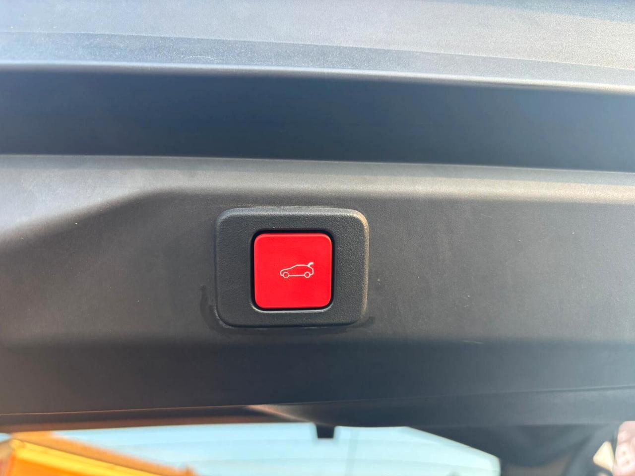 Peugeot 3008 Hybrid 136 e-DCS6 GT