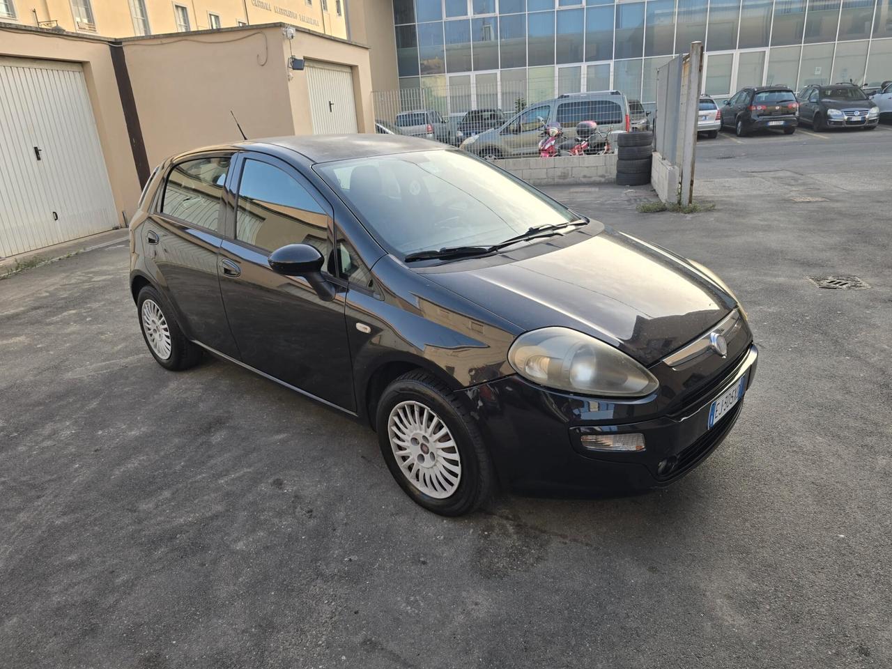 Fiat Punto 1.2 8V 5 porte dynamyc neopatentati